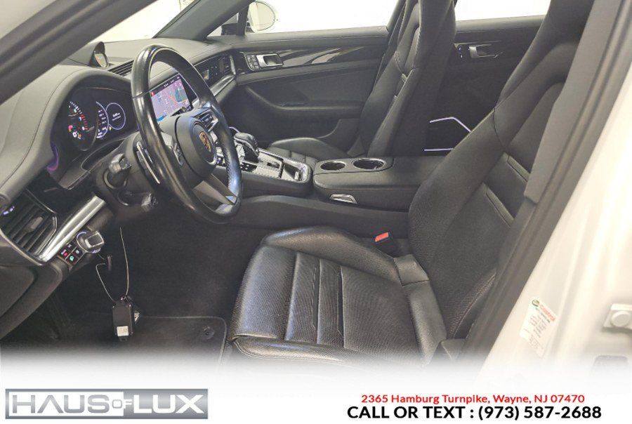 Used 2021 Porsche Panamera w/ Premium Package RWD image 4