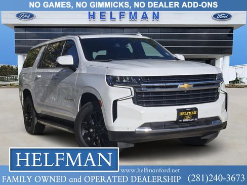 Used 2022 Chevrolet Suburban LT w/ Luxury Package image 1
