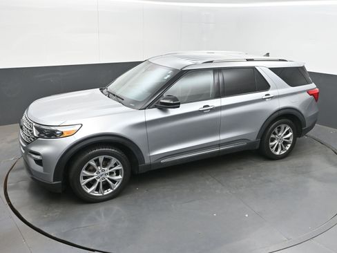 Used 2021 Ford Explorer Limited w/ Equipment Group 301A image 36