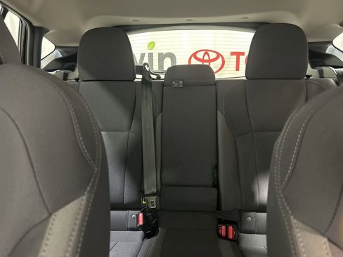 Used 2025 Subaru Crosstrek 2.0i Premium image 27