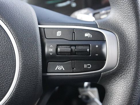 Used 2023 Kia Sportage LX image 41