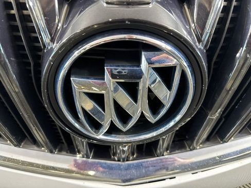 Used 2016 Buick Regal FWD image 8
