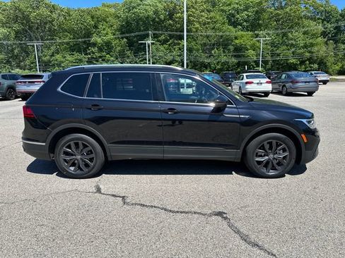 Certified 2023 Volkswagen Tiguan SE AWD/4WD image 10
