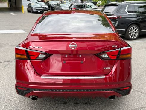 Used 2023 Nissan Altima 2.5 SV w/ SV Premium Package AWD/4WD image 5