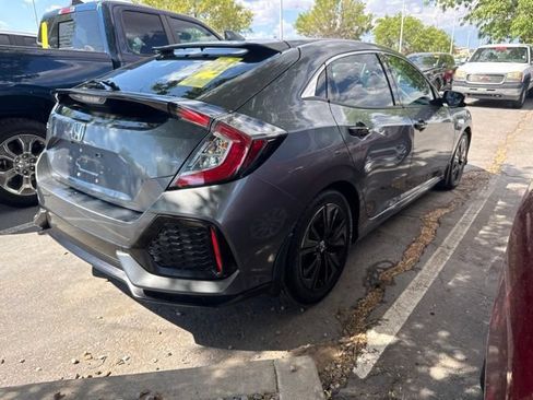 Used 2018 Honda Civic EX image 6
