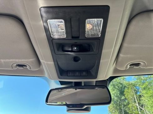 Used 2016 RAM 1500 Laramie w/ Convenience Group AWD/4WD image 23