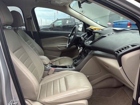 Used 2016 Ford Escape SE w/ SE Leather Comfort Package FWD image 12