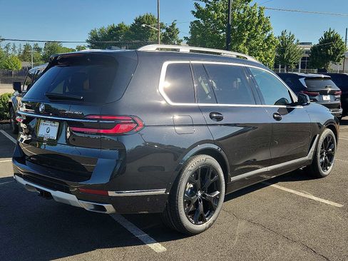 Certified 2024 BMW X7 xDrive40i w/ Premium Package AWD/4WD image 6