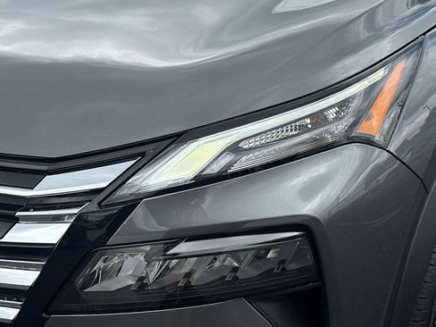 Used 2026 Nissan Rogue S AWD/4WD image 11