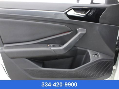 Used 2020 Volkswagen Jetta GLI image 15