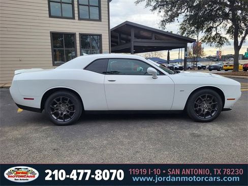 Used 2018 Dodge Challenger GT w/ Driver Convenience Group image 6