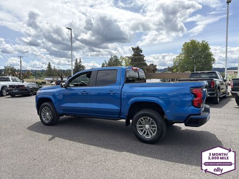 Used 2023 Chevrolet Colorado LT w/ LT Convenience Package RWD image 3