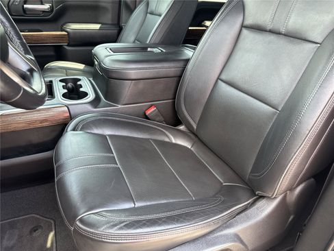 Used 2022 Chevrolet Silverado 2500 High Country AWD/4WD image 12
