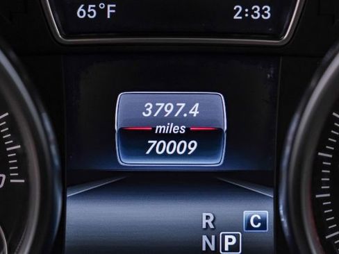 Used 2018 Mercedes-Benz GLS 450 4MATIC w/ Premium Package image 22