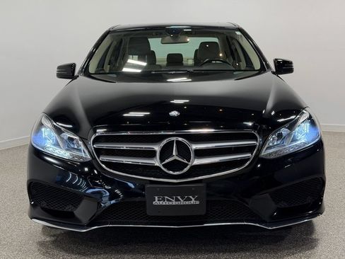 Used 2014 Mercedes-Benz E 350 4MATIC Sedan image 2