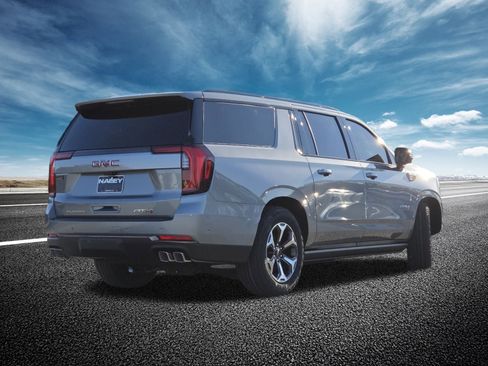 New 2026 GMC Yukon XL AT4 Ultimate w/ LPO, Illumination Package image 26