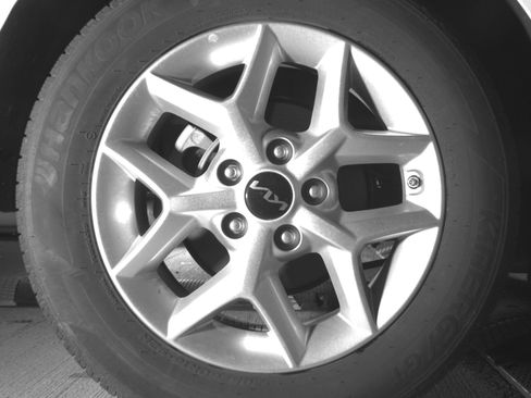 Used 2025 Kia Soul LX w/ LX Technology Package image 15