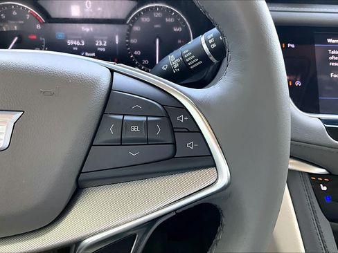 Used 2023 Cadillac XT5 Premium Luxury FWD image 24