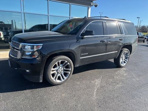 Used 2017 Chevrolet Tahoe LT w/ LT Signature Package image 1