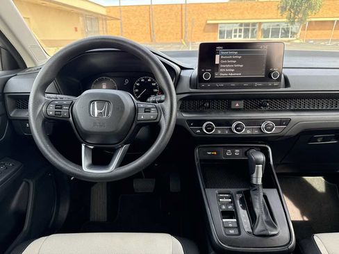 Used 2025 Honda CR-V EX image 15