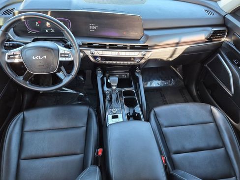 Used 2025 Kia Telluride S image 15