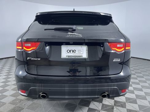 Used 2020 Jaguar F-PACE Prestige image 24