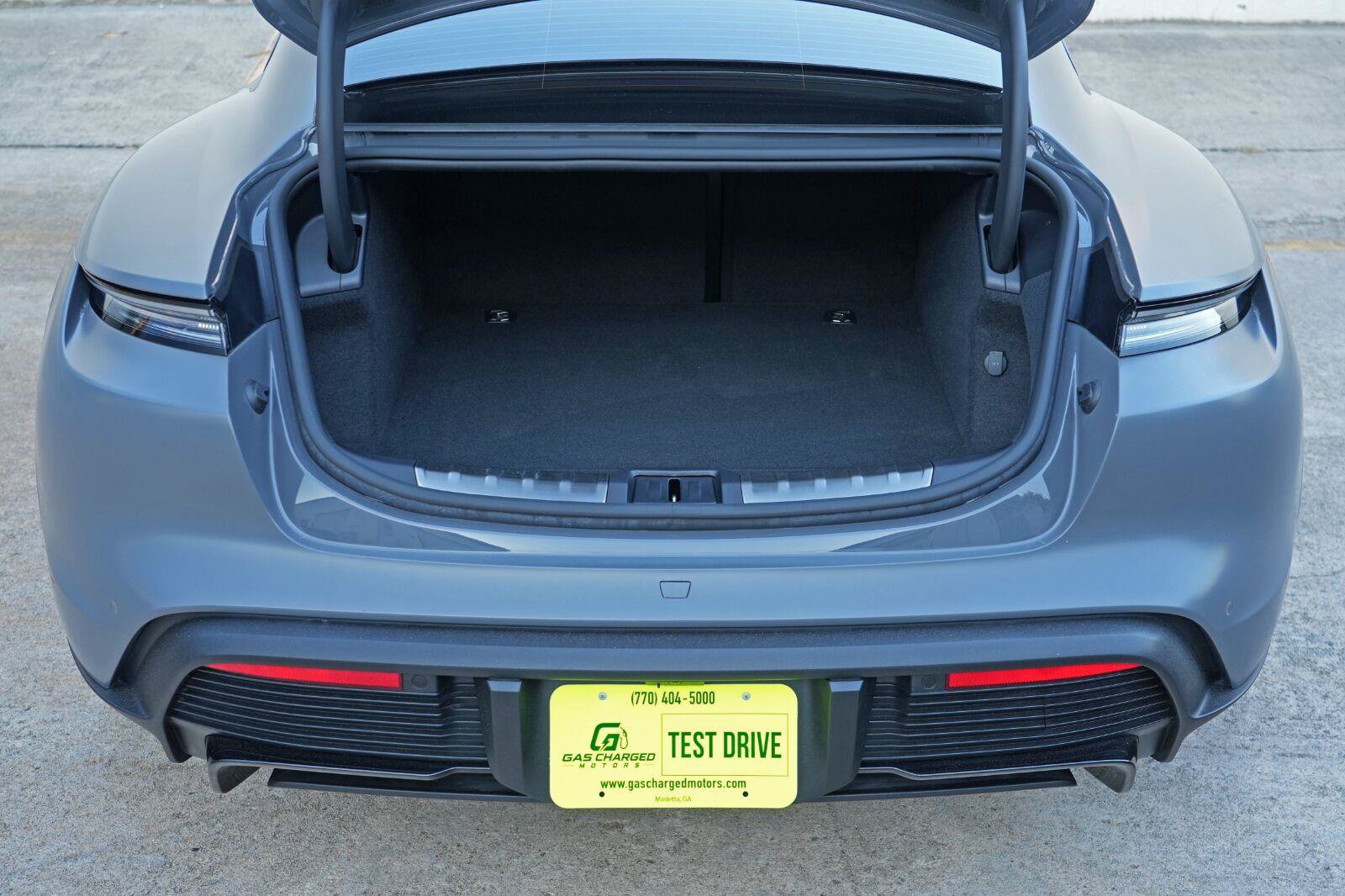 Used 2026 Porsche Taycan GTS AWD/4WD image 10