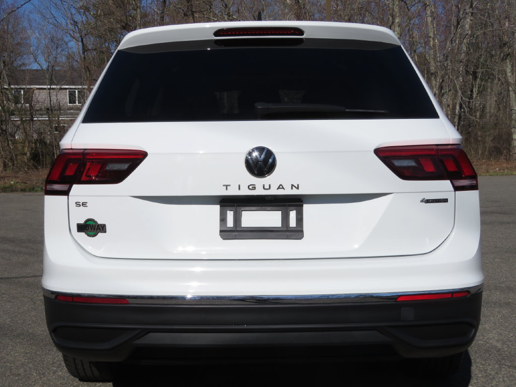 Used 2022 Volkswagen Tiguan SE AWD/4WD image 6