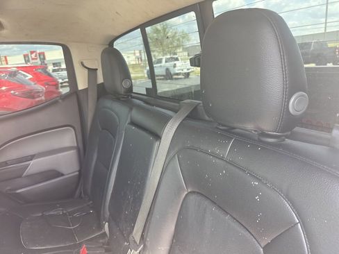 Used 2019 Chevrolet Colorado LT w/ LT Convenience Package RWD image 7