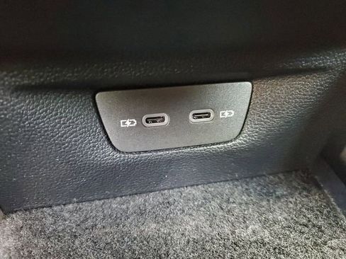 New 2026 Volkswagen GTI SE FWD image 11