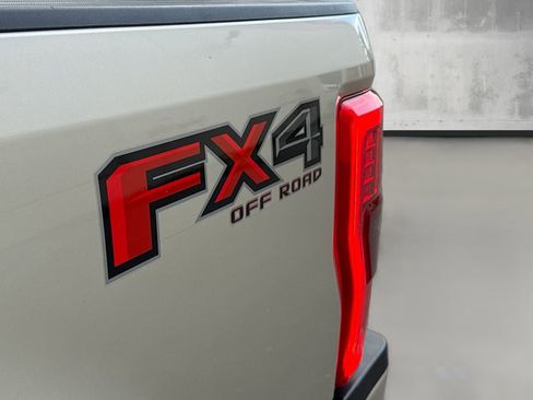 Used 2018 Ford F250 Platinum w/ Platinum Ultimate Package image 42