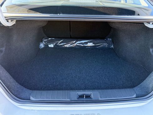 New 2025 Nissan Sentra SR image 24