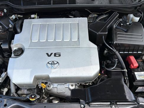 Used 2011 Toyota Camry XLE w/ SE/XLE Extra-Value Pkg FWD image 31