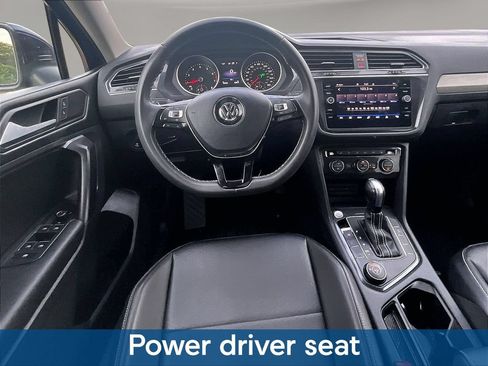 Used 2021 Volkswagen Tiguan SE AWD/4WD image 11
