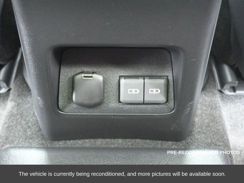 Used 2025 Lexus NX 450h+ F Sport image 34