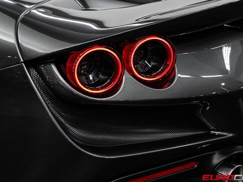 Used 2021 Ferrari F8 Tributo RWD image 22