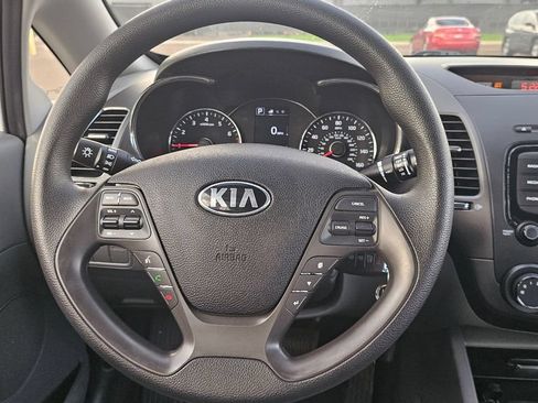 Used 2017 Kia Forte LX w/ LX Popular Package FWD image 29