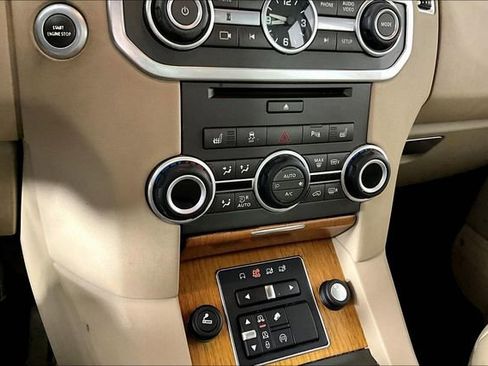 Used 2016 Land Rover LR4 HSE LUX image 14