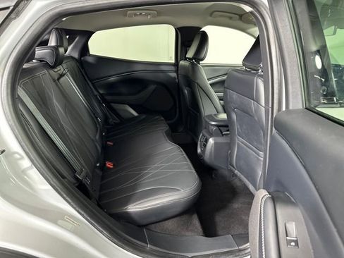 Used 2022 Ford Mustang Mach-E Select image 27