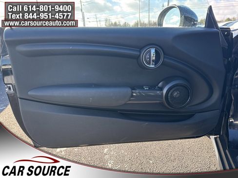 Used 2017 MINI Cooper 2-Door Hardtop image 15