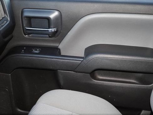 Used 2018 Chevrolet Silverado 1500 Custom w/ Custom Convenience Package image 25