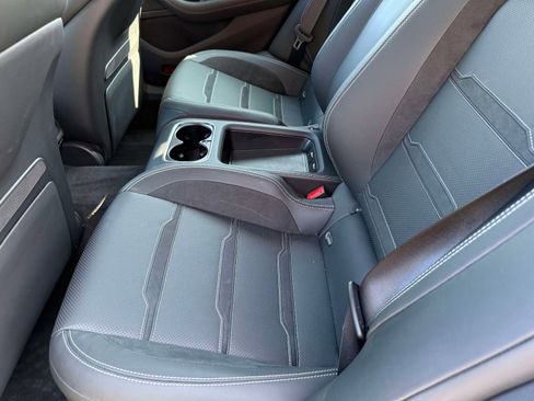 Used 2019 Mercedes-Benz AMG GT 63 image 29