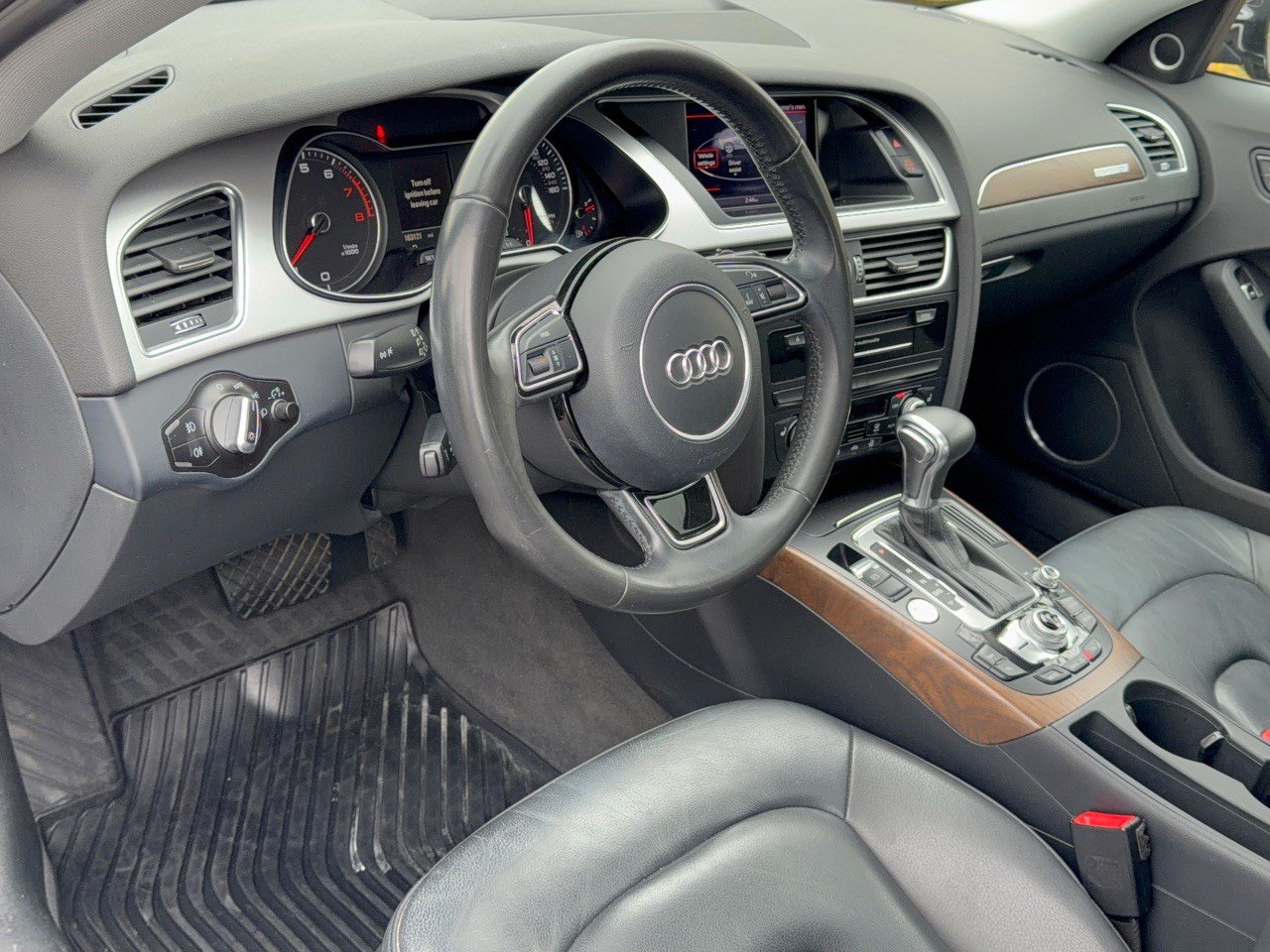 Used 2016 Audi A4 2.0T Premium Plus AWD/4WD image 4