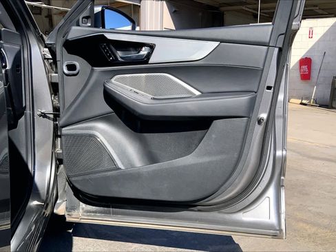 Used 2024 Acura MDX FWD w/ Technology Package image 21