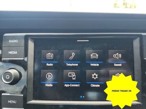 Used 2020 Volkswagen Jetta R-Line FWD image 37