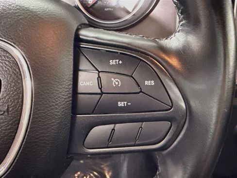 Used 2023 Dodge Charger SXT RWD image 15