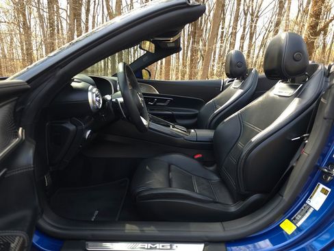 Used 2023 Mercedes-Benz SL 43 AMG image 17