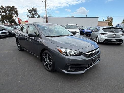 Used 2022 Subaru Impreza Premium image 2