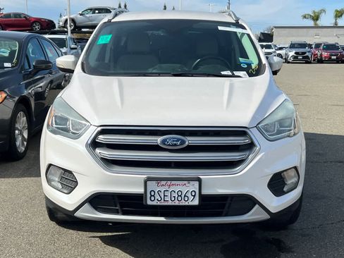 Used 2017 Ford Escape Titanium image 6