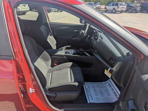 New 2026 Nissan Rogue SV image 18